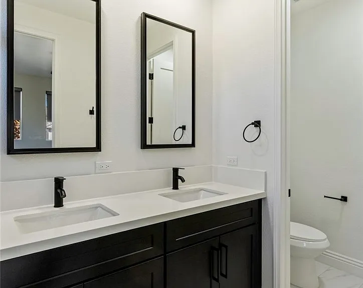 2462 Hollow Rock Ct — Photo 38