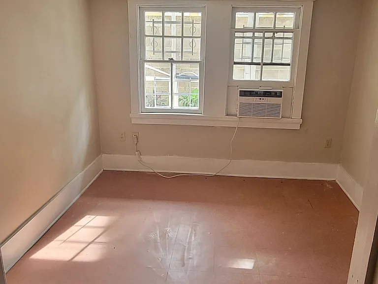 4421 Baronne St #A — Photo 5