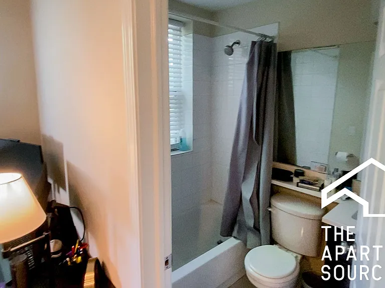 2522 W Leland Ave #2 — Photo 8