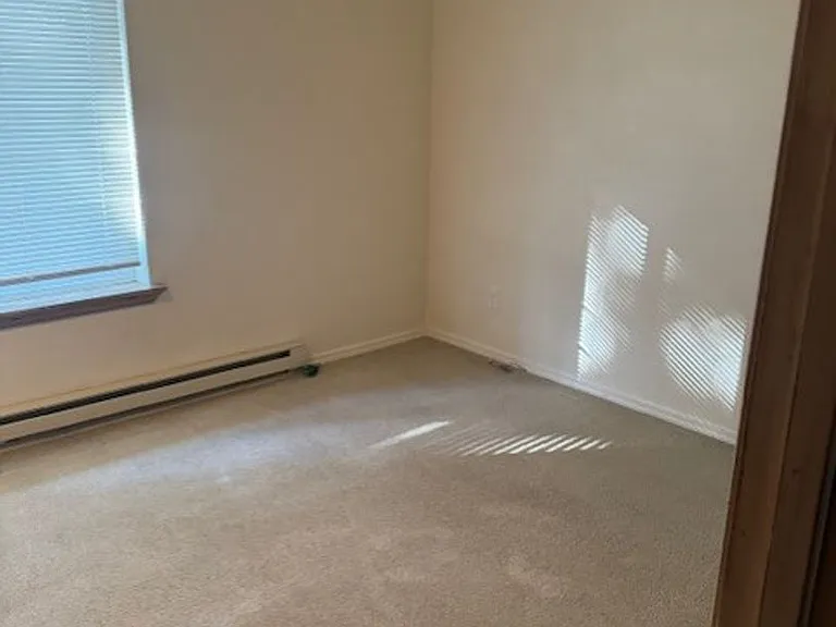 741 Willow Dr #B1 — Photo 9