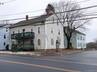 118 Pomfret St, Putnam, CT 06260
