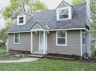 13124 Grandview Rd, Grandview, MO 64030