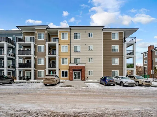 151 SW Legacy Main St SE #8218, Calgary, AB T2X 4A4