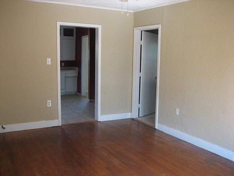 5th image of 315 Summit St