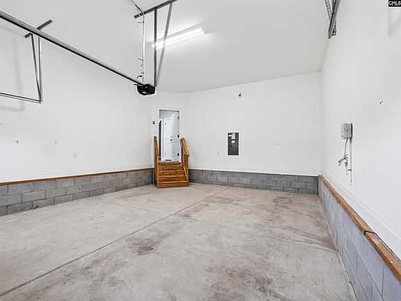 5th image of 909 Layton Way