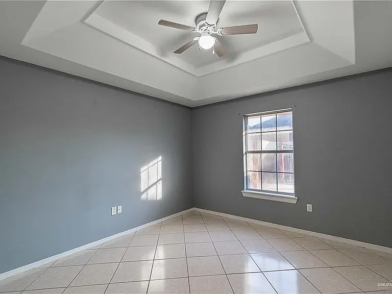 504 E Biyaneta Ave — Photo 11