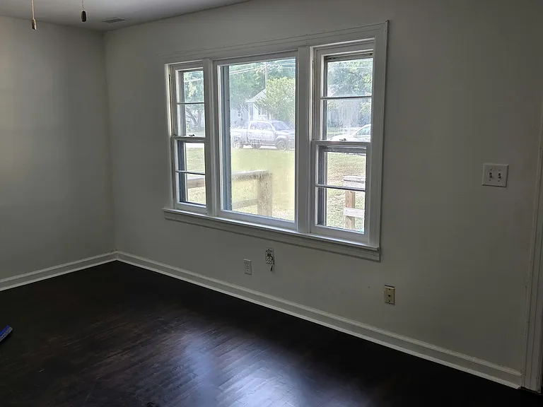 17x11 living room