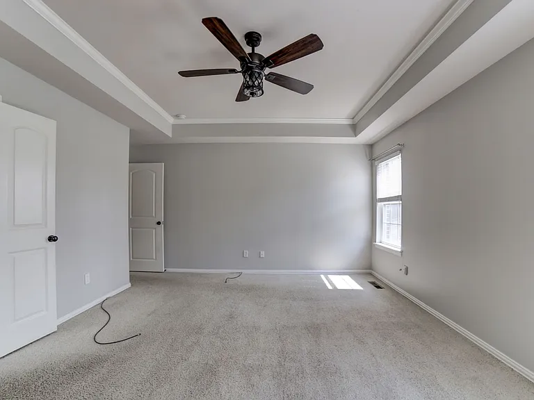 819 E Seattle Pl — Photo 9
