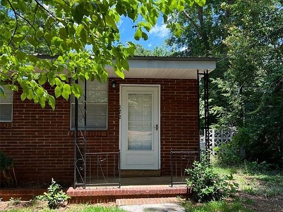 2nd image of 172 Hart Ave