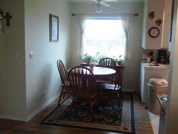 4th image of 8311 E Alki Ave