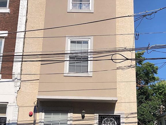 2nd image of 2211 N Camac St #A