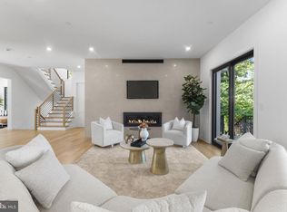 6411 Crane Ter, Bethesda, MD 20817