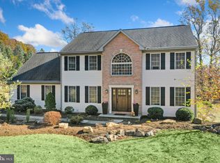 486 Maple Grove Rd, Mohnton, PA 19540