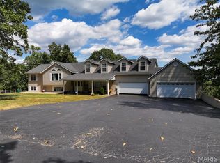 2381 Rock N Horse Farms Dr, Festus, MO 63028