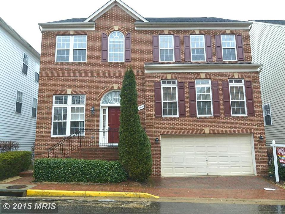 1st image of 9104 Park Cove Dr