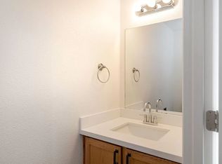 6725 112th Ave NE #11068105, Kirkland, WA 98033