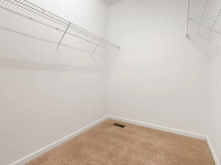 4351 Flintlock Ln — Photo 13