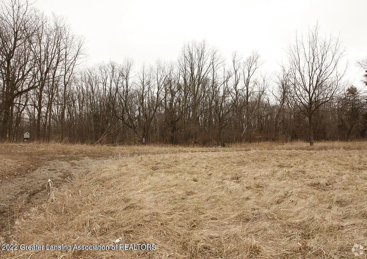 5515 Lansing Rd photo 1