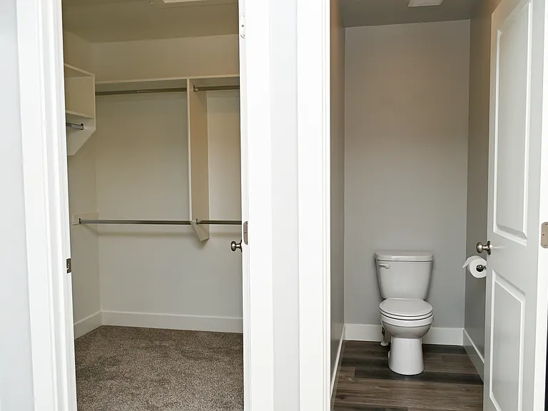 2032 N 350 E #1 — Photo 8