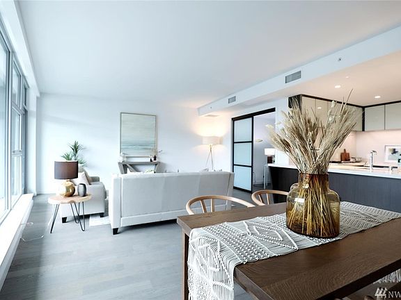 5th image of 188 Bellevue Sq #304