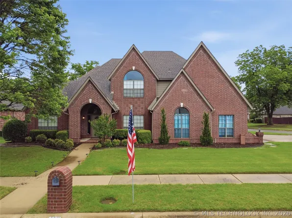 3900 W Vandalia St, Broken Arrow, OK 74012
