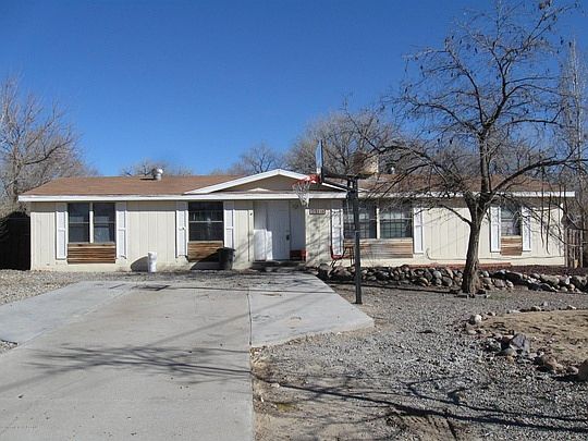 1st image of 1316 Saint James Pl