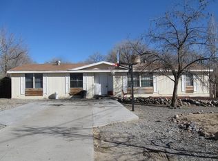 1316 Saint James Pl, Farmington, NM 87401