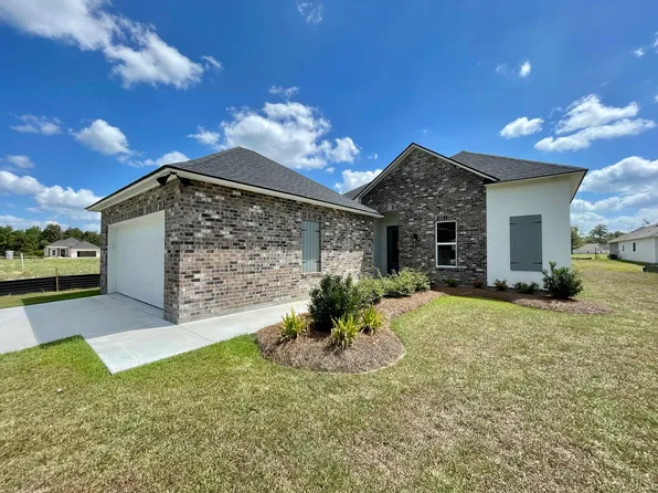 22846 Balsam Dr, Denham Springs, LA 70726