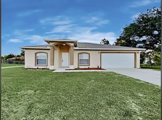 677 Heraldo Ct, Kissimmee, FL 34758