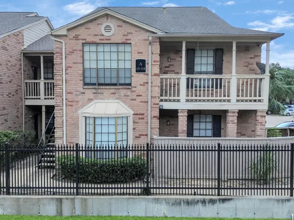 2255 Braeswood Park Dr APT 102, Houston, TX 77030