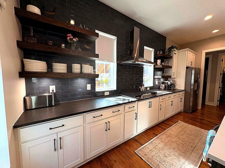 306 Pullen Ave — Photo 26