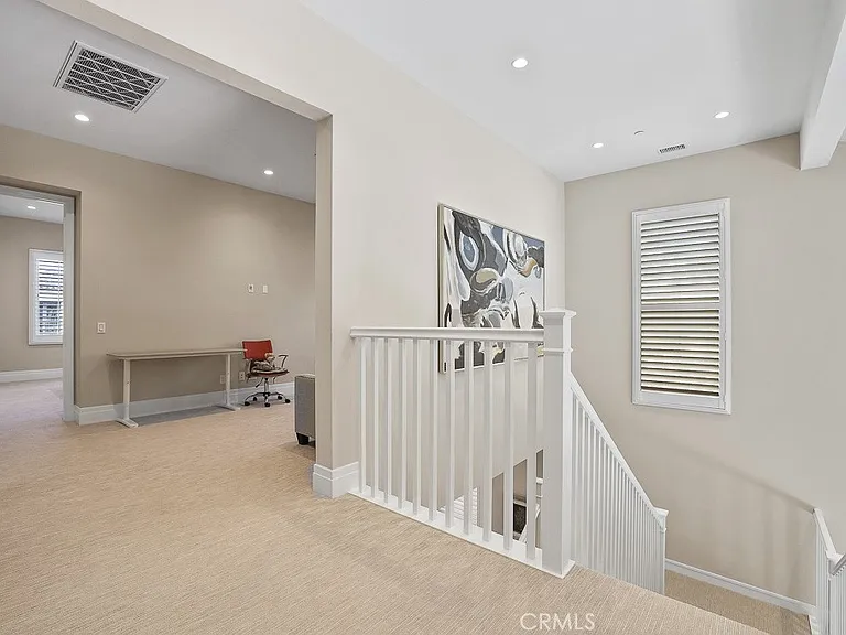 149 Roscomare — Photo 28