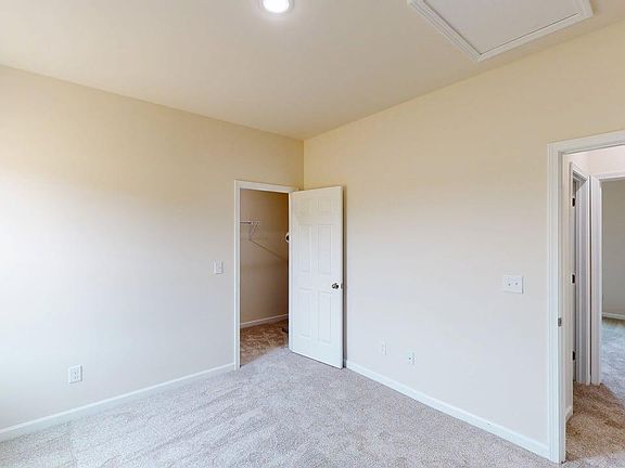 3rd image of 104 Kendall Farms Drive