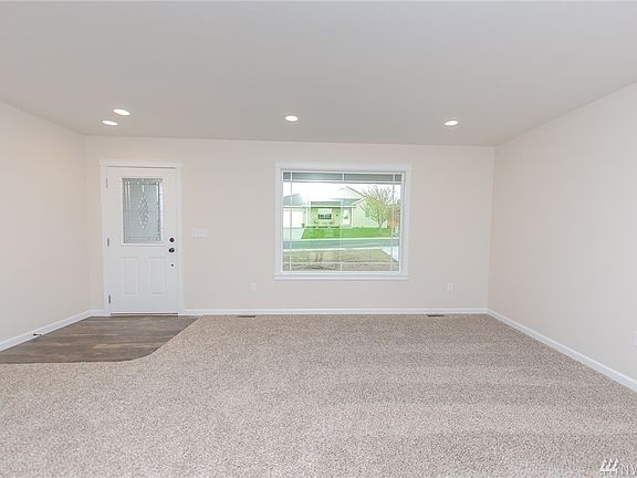 3rd image of 1540 S James Ave