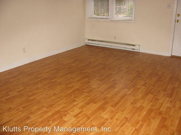 4th image of 2535 Vail Ave APT 6