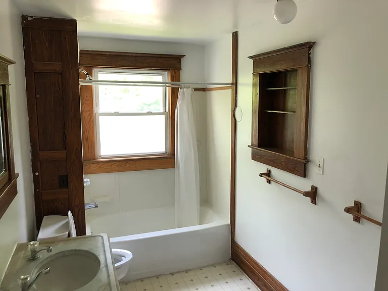 506 Mount Hope Ave — Photo 12