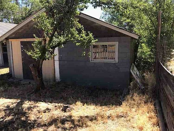 4th image of 501 E 2nd St