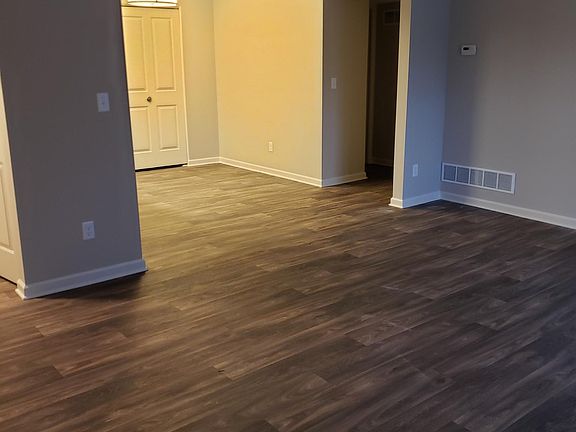 5th image of 2211 Valleywood Dr SE #E05