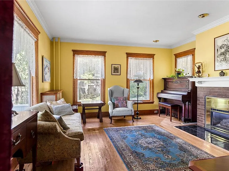 Forest Home Dr — Photo 2