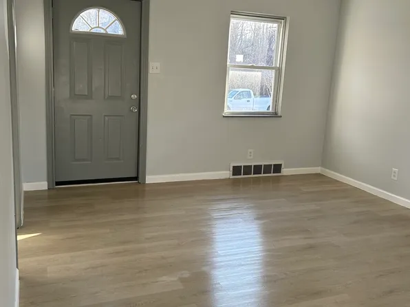 8415 Crixdale Ave, Saint Louis, MO 63132