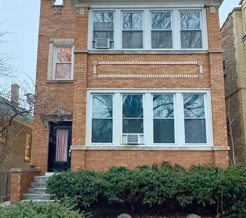 4112 W Wellington Ave #1R