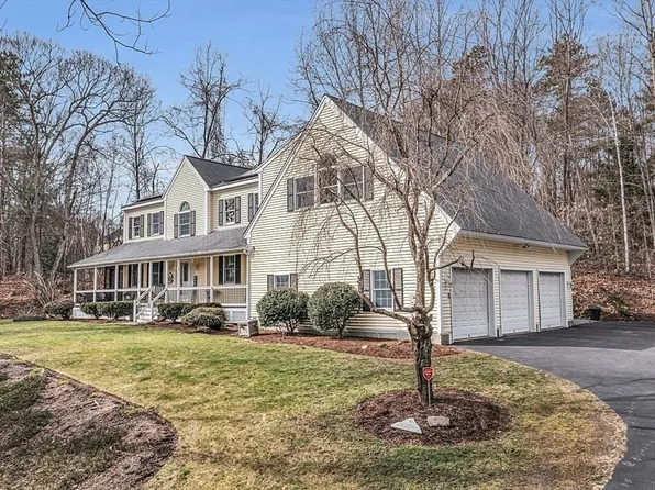 116 Island Rd, Lunenburg, MA 01462