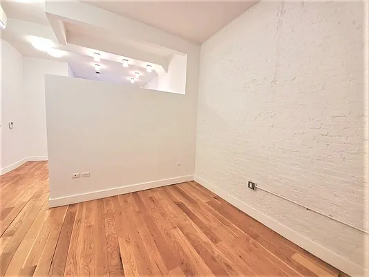 Rented by Ideal Properties Group | media 18