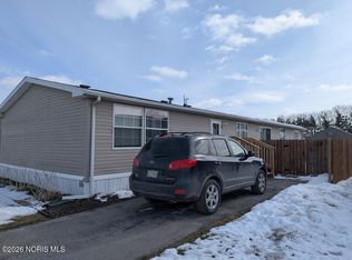 2158 Redbud Ln, Delta, OH 43515