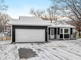 6829 Empire Ln N, Maple Grove, MN 55311