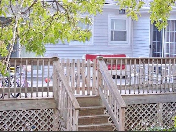 5th image of 172 Friendship St