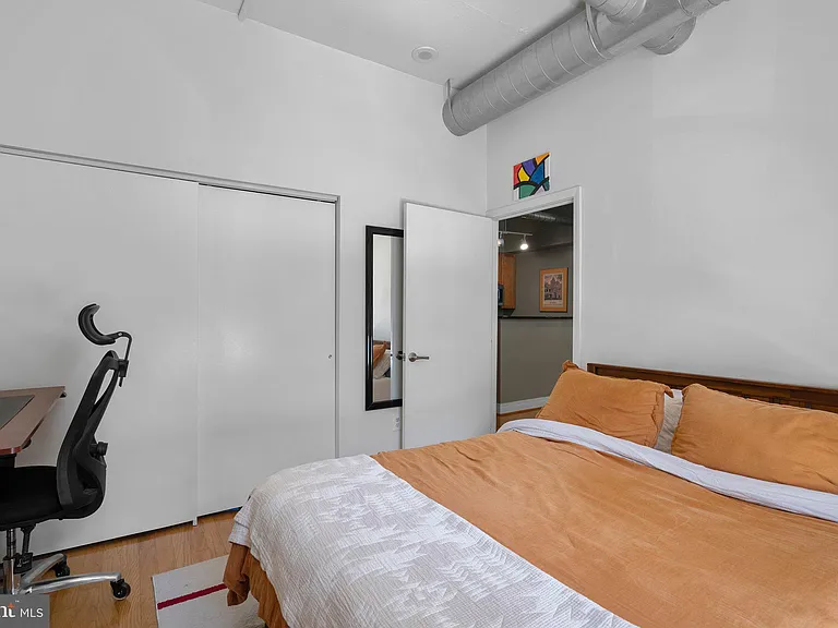 2020 12th St NW #108 — Photo 23