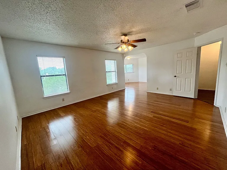 7734 Oakhill Park Dr — Photo 21