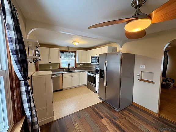 4th image of 617 Freedom Ave
