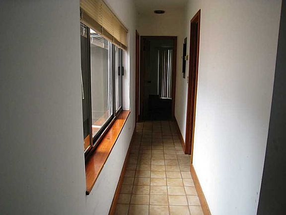 4th image of 2793 NE 214th St